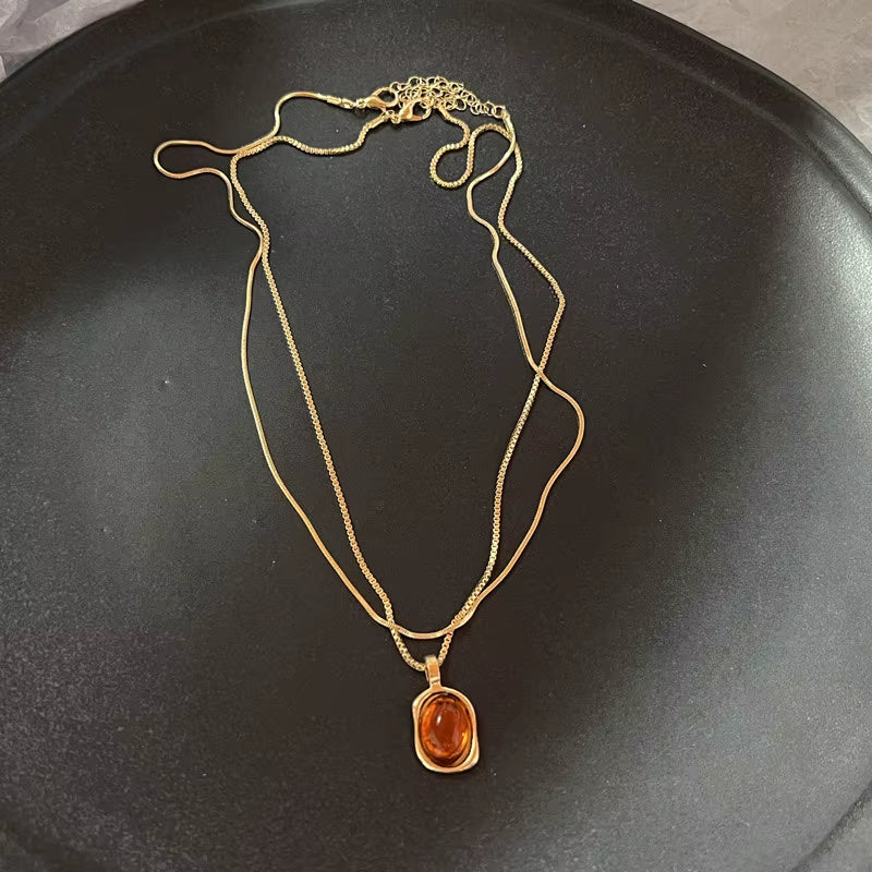 Stone Pendant Necklaces 